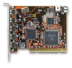 写真：ポートを増やしタイ（CIF-U2P4/FW4P3PCI）