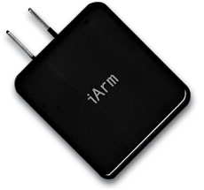 写真：iArm USB-AC／ブラックモデル（IARM-UAB）