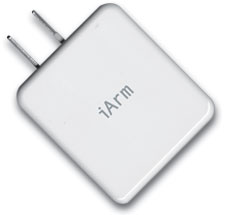 写真：iArm USB-AC／ホワイトモデル（IARM-UAW）