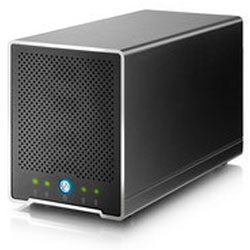 akitio thunder2 quad mini 4ベイRaid(ジャンク) アミュレット、Thunderbolt 2対応／4ベイ仕様のストレージ